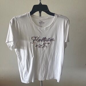 Hollister White Short Sleeve Tee with Multicolor Embroidered Logo